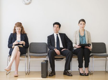 Señales evidentes de atracción entre dos personas Señales claras de interés: ¿Cómo identificar si le gustas a alguien?