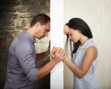 5 razones por las que el romanticismo está desapareciendo en tu relación Señales de que el romanticismo está perdiendo fuerza:
